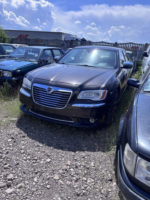Lancia Thema на части