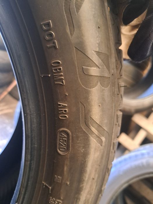 O anvelopa 305/40 R20 Bridgestone runflat