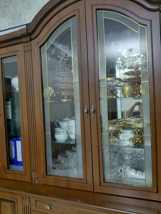 Продам стенку итальянскую