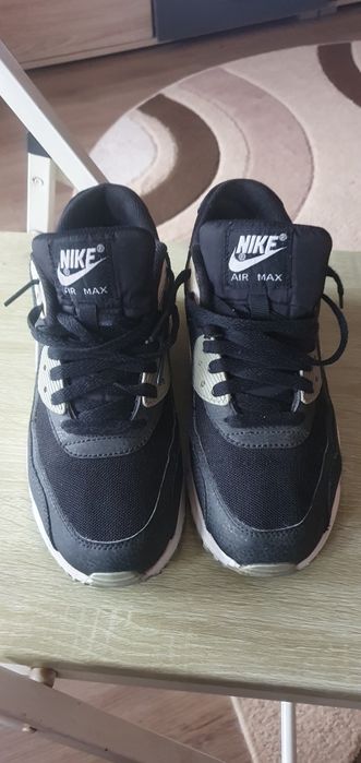 Adidași Nike originali.