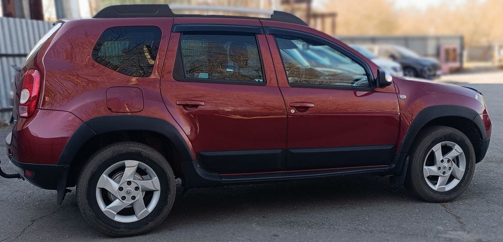 Рено Дастер в отличном состоянии