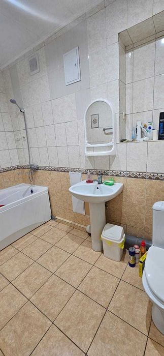 Продается коммерческое помещение пр.Азаттык д.46а