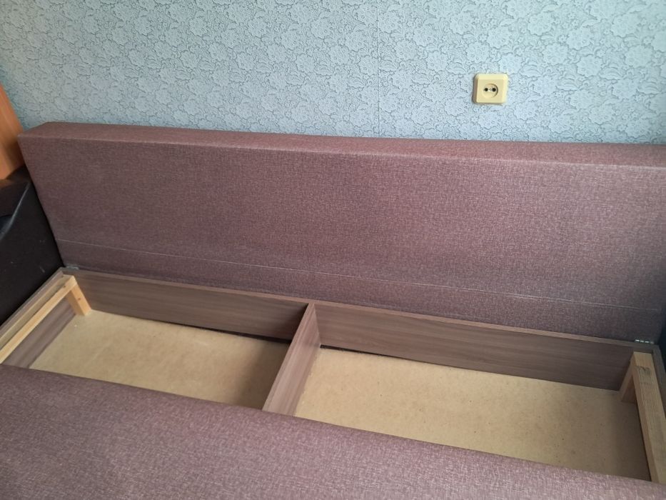 Продам диван для дома