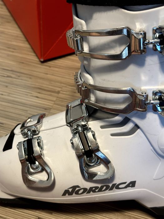 Clăpari ski Nordica Cruise S W – MP 25.5 / EU 39-40 – aproape noi