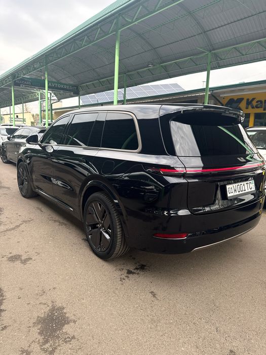 Li 9 Ultra lixiang li restaling kofe salon bronza stoyka 2026