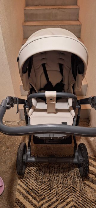 Бебешка количка Roan Bloom