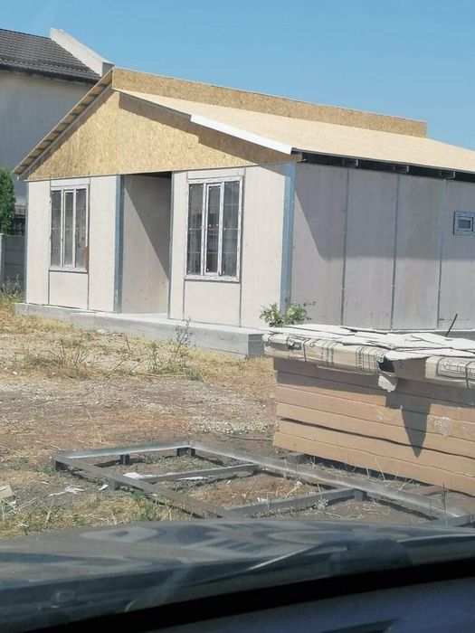 Vand casa din container 8 x 7m