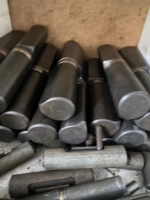 шарнир для ворота и калитки