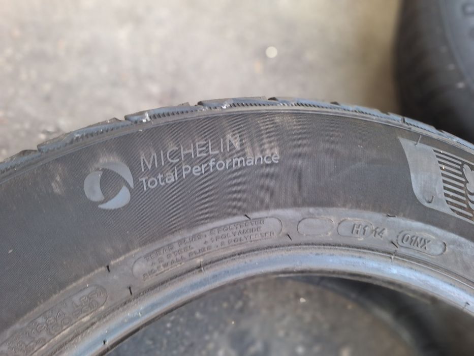 7+mm! 225 60 18 Michelin alpin pilot 5