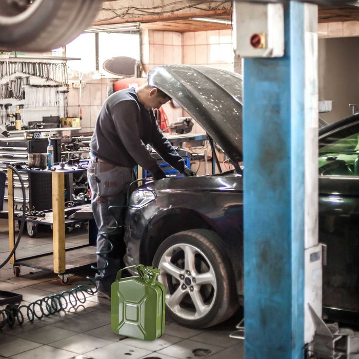 Метална туба за гориво 10 литра 5л за бензин дизел масло туби метални