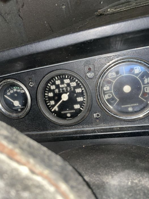 Шкода 105L - гаражна