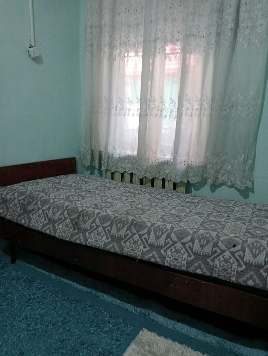 Сдам семейной паре , пол дома