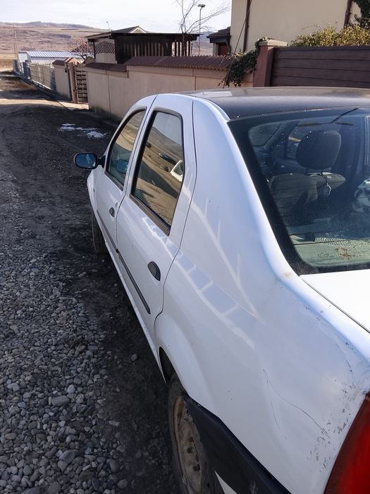 Dezmembrez Dacia Logan 1.5 DCI  radiat