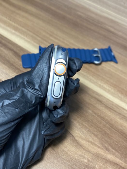 Apple Watch Ultra / 49 mm / Graphite