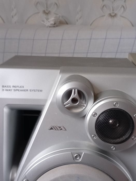 Продается  музыкальный центр АЙВА