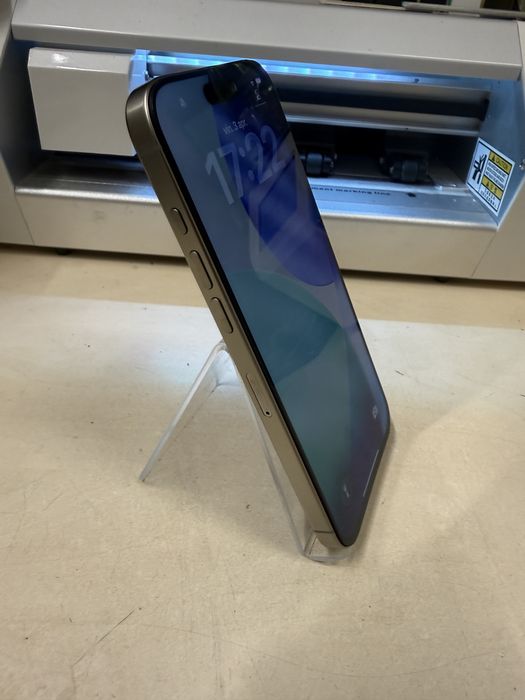 Iphone 16 pro max / 256 gb / 94 % baterie / Garantie