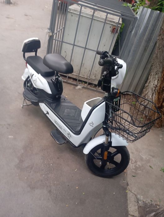 Электро мопед продам