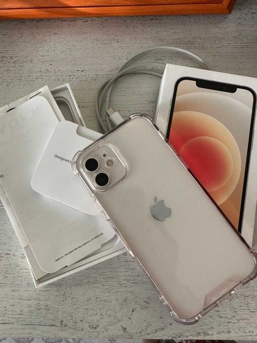Продам IPhone 12