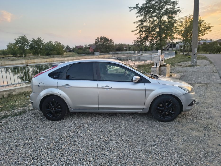 FORD Focus 2011 — imagine 2