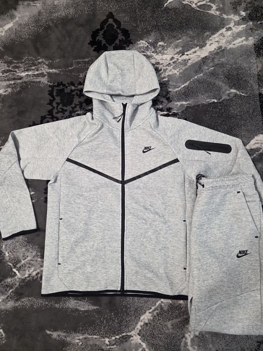 Nike Tech Fleece