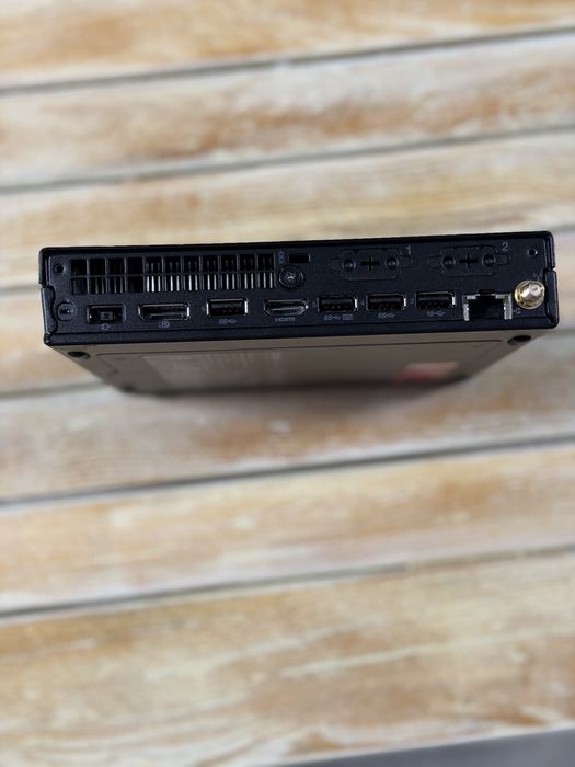 Mini PC Lenovo ThinkCentre - Intel i5 Gen 10400 T, 24GB RAM, SSD 256GB, Wi-Fi