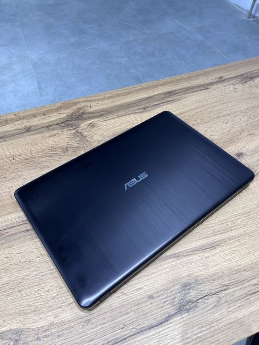 Ноутбук Asus X541S