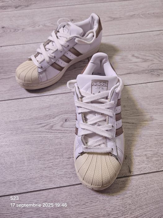 Adidas Superstar Gold mărime 36 cu 2/3