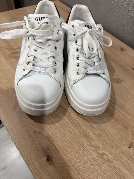 Sneakers guess albi