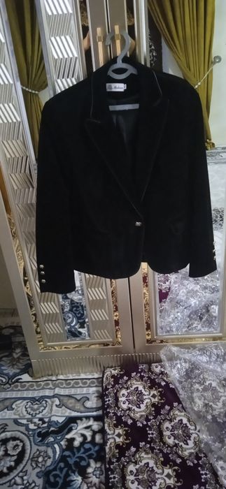 Palto kastum zamishli shuba sotiladi