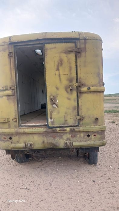 Продам прицепт на колесике