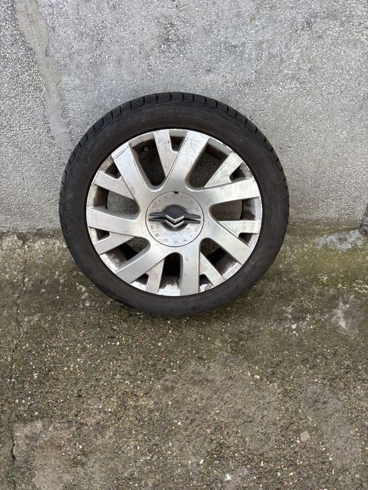 Vând/schimb roti r17 cu roti r16 pentru c4