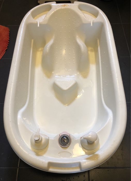 Бебешка вана със стойка