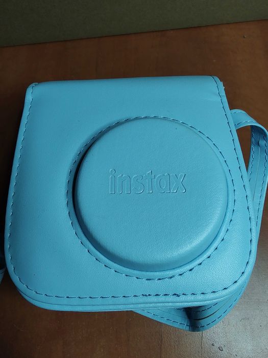 Aparat foto instant FUJIFILM Instax Mini 11 cu husa de transport