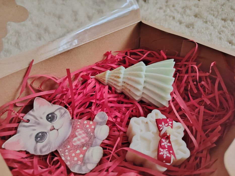 Подаръци от восък