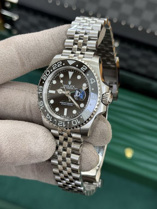 Rolex GMT-Master || Bruce Wayne