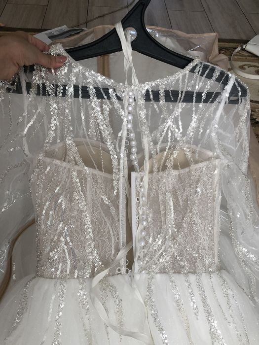 Продам свадебное платье