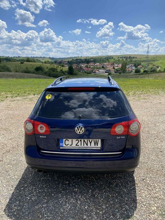 Vând Volkswagen Passat