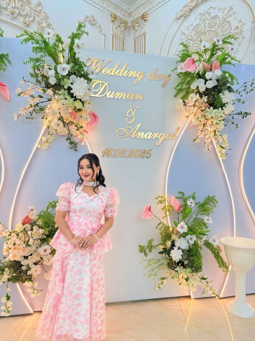 Көйлек сатылады, тек 1 рет тойға киілген.