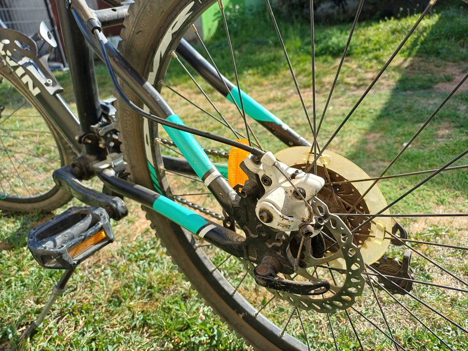 De vânzare bicicletă pentru adolescenți