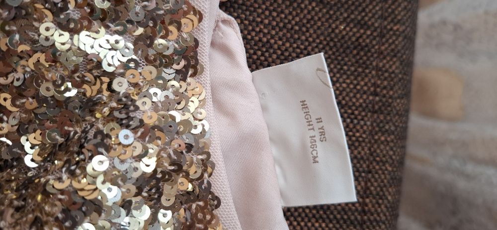 Продам нарядное платье