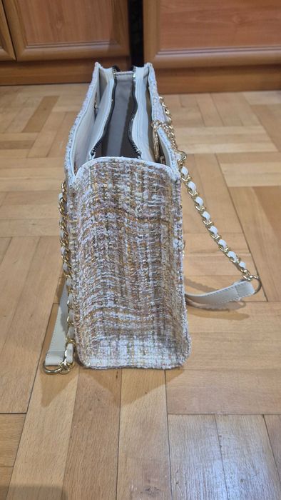 Чанта Chanel тип букле