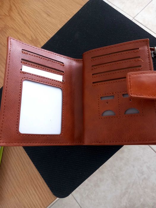 Кожен. Мъжки портфейл