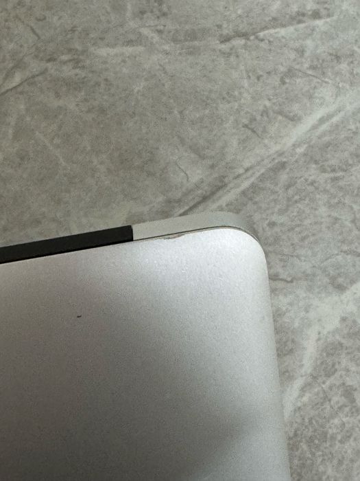 Продаю Macbook air