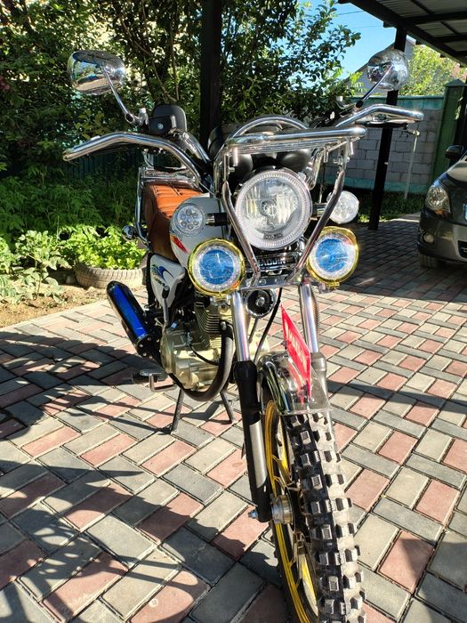 Мотоцикл хаожин 200кубов