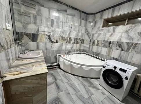 Бобура 3/3/9 мебель+техника Срочно балкон-2/6 Спец План 80квм