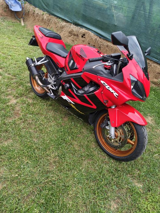 Vand honda cbr 600 f4i sport