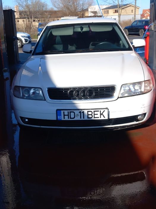 Vând audi a 4 b5