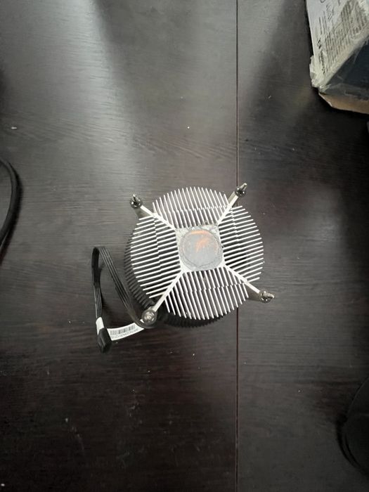 Продам кулер для компа