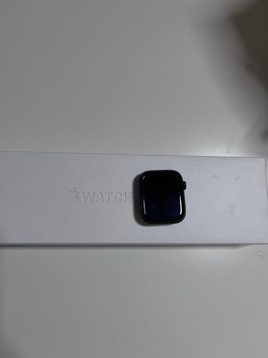 Apple Watch series 8 45 mm