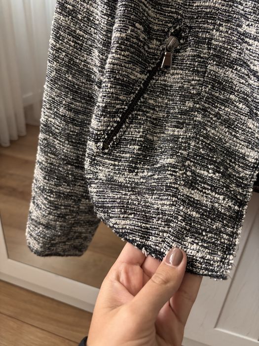 Късо сако Zara тип букле